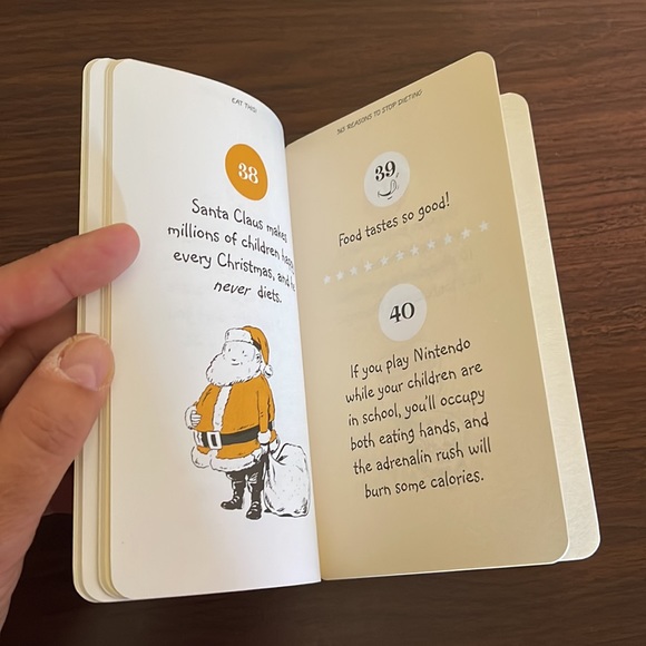 ✨3/$25✨ [hallmark] Eat This! 365 Reasons to Stop Dieting - Picture 4 of 6